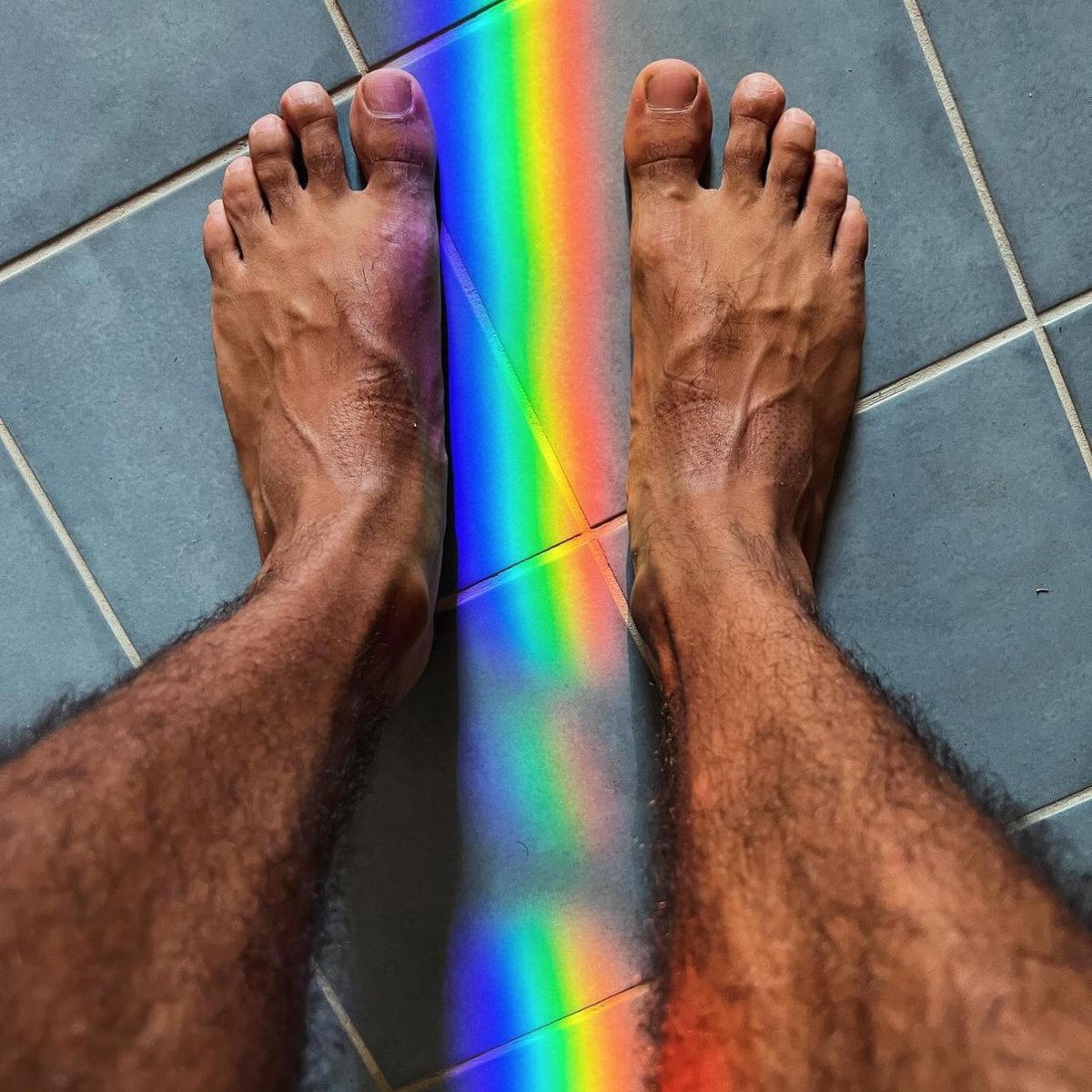 BlackFootKing1's tweet photo. I support LGBTQAI+ community.
@blackfootking1
#feetbeautiful #blackmenfeet #blackmalefeet #blackmalefoot #maletoes #malefeet #blackfeet #blacktoes #blackmaletoes #menfeet #mantoes #blackfootworship #footfetish #toes #feetfreak https://t.co/yd07Ov4ZBm