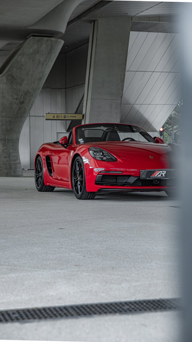 arperformancefr's tweet photo. Le rouge lui va si bien... 🍬

#arperformance #performance #rennes #bretagne #luxe #porsche #porschiste #718boxster #france #location #vente #véhicules https://t.co/fliPQpgpyK