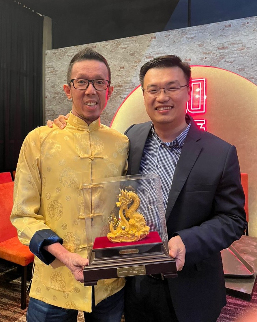 nttdata_inc's tweet photo. We're elated to have been recognized as the Top Private Sector Business Partner FY2023 during a recent Chinese New Year Celebration Dinner organized by @Fortinet.
Learn more here: https://t.co/17ywRU5dvB
#NTTAPAC #OneNTT #PartnerForGreatness #Fortinet https://t.co/sgES54EobS