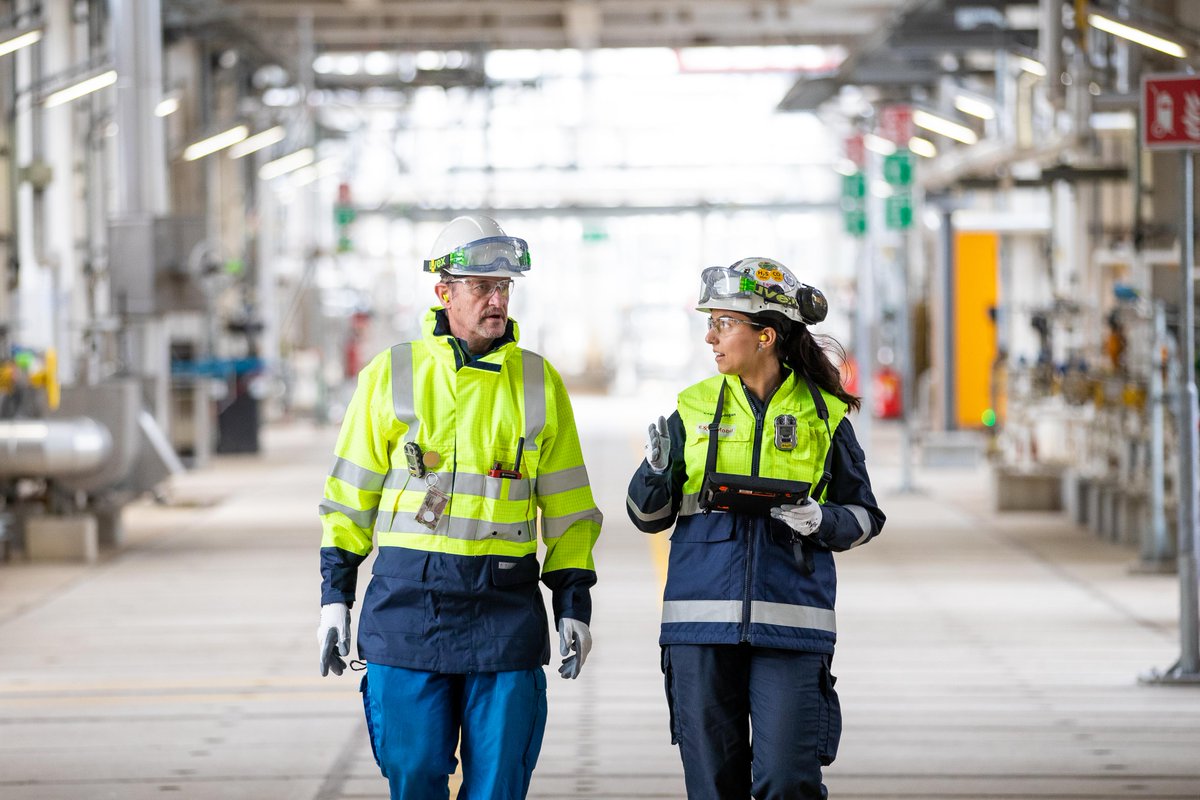 ExxonMobil_EU's tweet photo. Ongoing global events are continuing to put strains on energy supply in Europe. Find out how we are investing to increase reliable #EnergySupply while continuing to make progress in reducing our emissions: https://t.co/x8XMD2YOxC
#EnergyFactor https://t.co/kEJ3tbH0hx