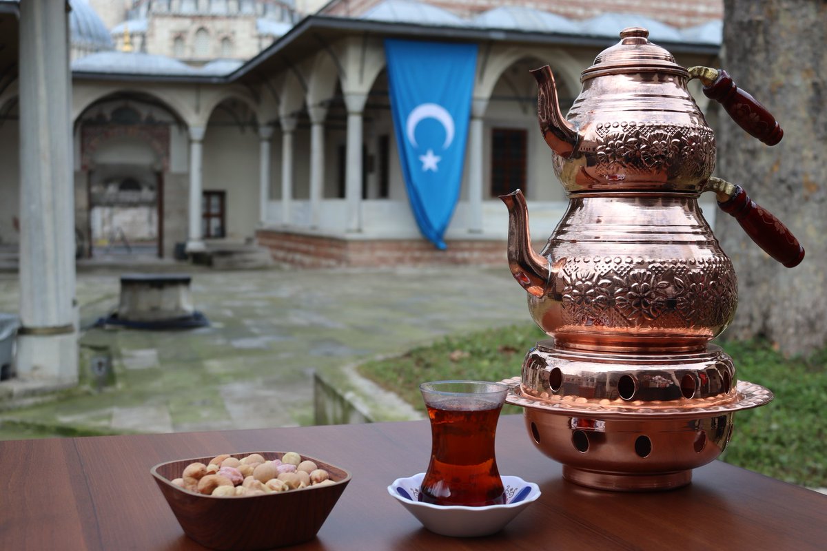 bariskurt52's tweet photo. Sizleri tarihi külliye içerisinde yer alan Türkistan Kültür Evi - Kitap &amp; Kahve'ye bekliyoruz 😌

Adres: Kalenderhane Mahallesi Dedeefendi Caddesi No 4 Şehzadebaşı Fatih/İstanbul https://t.co/JweZ8PoNu4