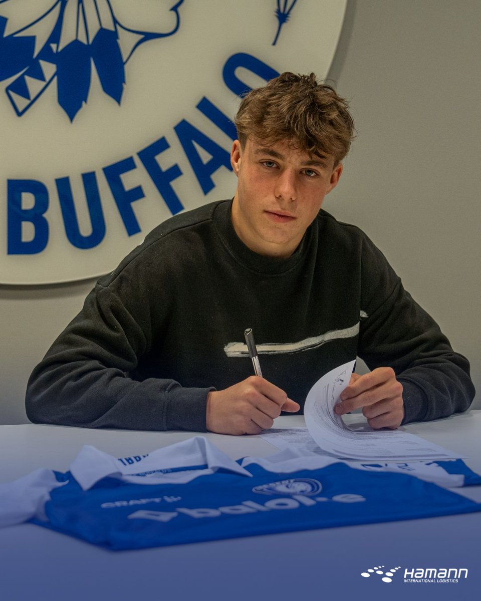 KAAGent's tweet image. 𝙃𝙚𝙧𝙚 𝙩𝙤 𝙨𝙩𝙖𝙮

Tibe De Vlieger verlengt tot 2027 🤩 💙

MEER I bit.ly/Tibe2027