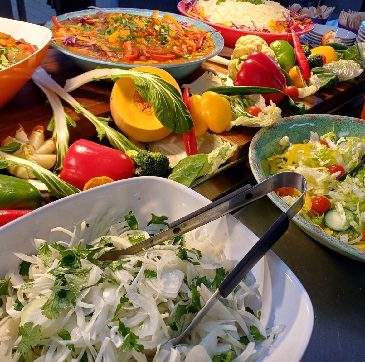SchoolCatering's tweet photo. Happy Lunar New Year to everyone who celebrated at the weekend! 🎉🐉

Many of our teams marked the occasion last week, dressing their dining halls and serving up delicious Chinese cuisine for students in schools across the country. 

#ChineseNewYear #LunarNewYear #SchoolCatering https://t.co/A2dLs23zhF