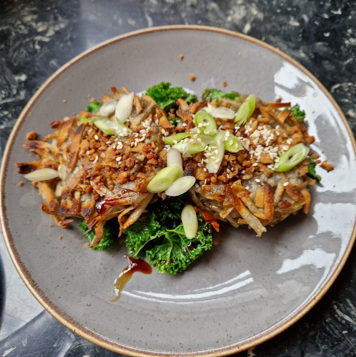 Happy Pancake Tuesday! 🥞 

We are serving...

Pink Pancakes: Choose poached pear &amp; chocolate or caramel &amp; hazelnut!

Prefer something savoury? Try our Potato Pancakes with courgette &amp; pea fritters with sour cream, salsa, crispy shallots &amp; spring onion 💚 

#PancakeTuesday