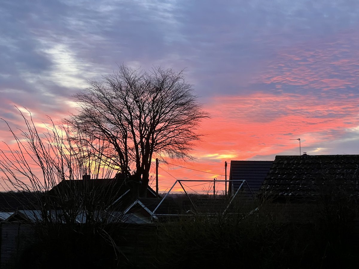 @girl_merc @LincsSkies @bbcweather @LincsLive @BBCWthrWatchers Morning 👋🌅😀