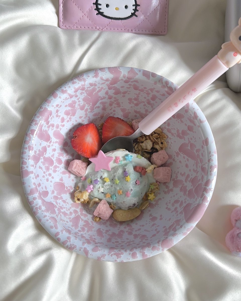 이제리ೀ tweet media