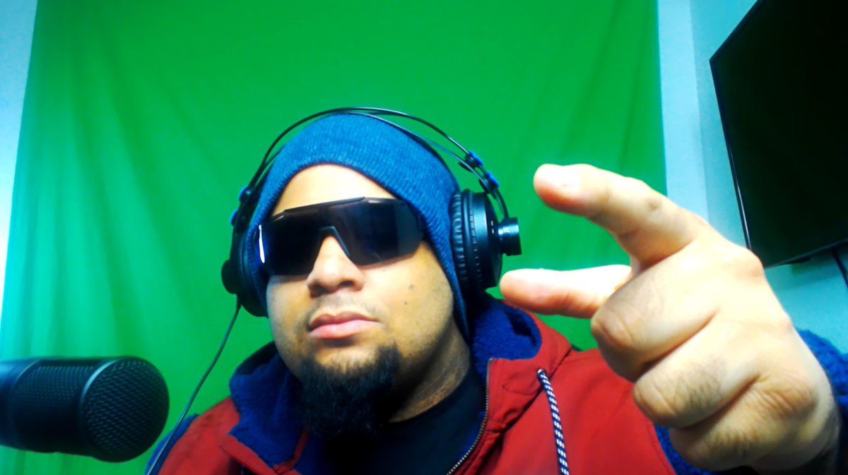 ARKTHEGAME's tweet photo. #GMG where da gods at? we got to represent to the fullest #youtube / #letsplays will be coming soon 
how do i look ya #filthy #animals  😂😂😂😂 https://t.co/JBesigUgoa