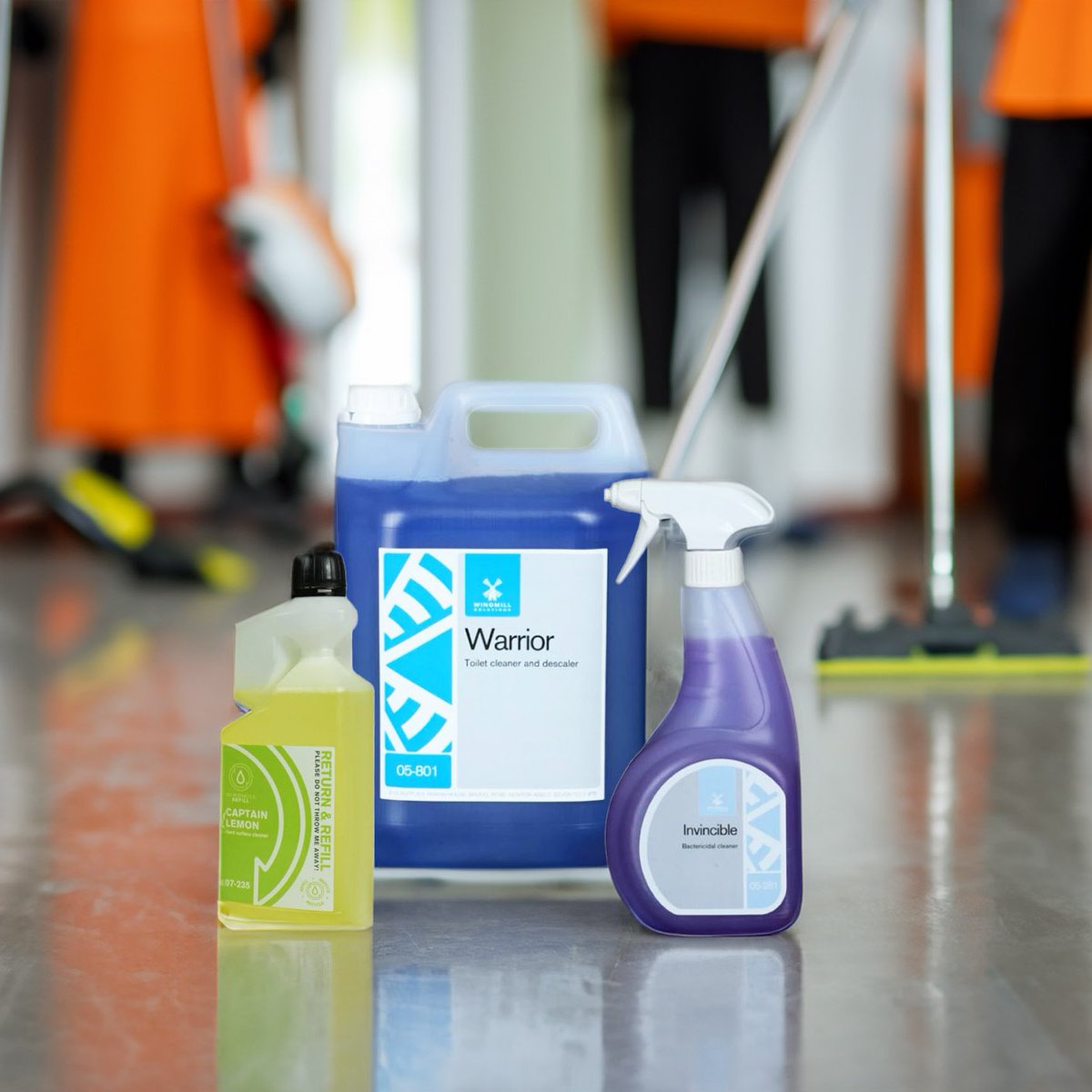 ForwardProducts's tweet image. 𝗦𝗵𝗼𝗰𝗸𝗶𝗻𝗴 𝗯𝘂𝘁 𝘁𝗿𝘂𝗲...🚽🦠

The average students' hands carry more germs than a toilet seat!

To minimise the spread of germs, keep your cleaning cupboards stocked up with the essentials.

View our wide range here: bit.ly/cleaningandhyg…

#cleaning