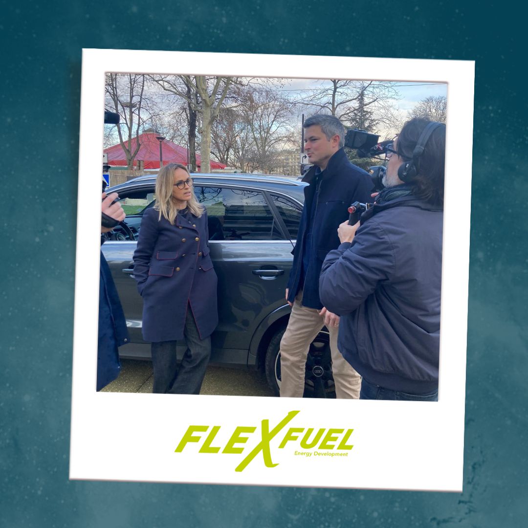 FlexFuel en tournage !  On parle éthanol avec <a href="/cecile2menibus/">Cécile Hellouin de Ménibus ♕</a>

Économies, écologie, les arguments en faveur de la conversion E85 ne manquent pas !  On vous tient informé quand tout cela sera prêt 😉

#e85 #flexfuel #conversionethanol