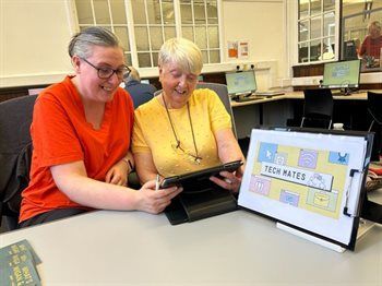 DigitalWigan's tweet photo. Our #TechMates programme delivers basic #digital #support in two ways:
- One to one π€
- TechMate Tea Party drop-ins β
No matter which you choose, you will be helped at your pace to delve into digital - one step at a time! More info π.
https://t.co/xeelePDSMY
#DigitalWigan https://t.co/vgIcC2Tvol