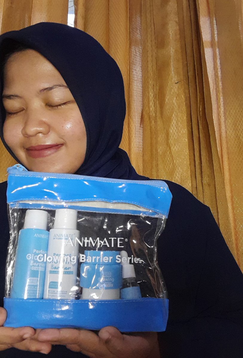 FindLufita's tweet photo. Skincare yang nggak bikin kantong kering, tapi bikin muka glowing!
.
.
 #BedaMasalahBedaSolusi #HidupkanCantikmu #AnimateSkincare #Animate #RekomendasiSkincare https://t.co/g64BH7hAXA