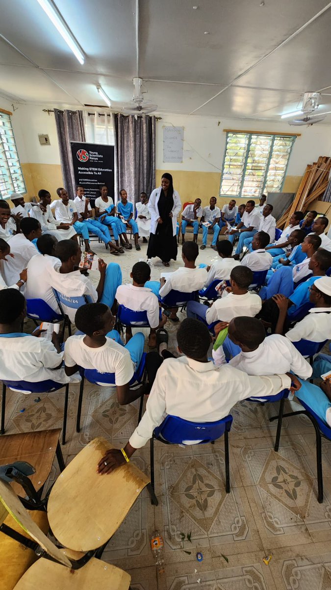 Joining the event all the way from Nairobi were members from <a href="/AngazaElimu/">Angaza Elimu</a>, <a href="/kalromkulima/">KALRO</a>, @MTotoNews enthusiastic to bring and document the fun in science💡🧪🧬