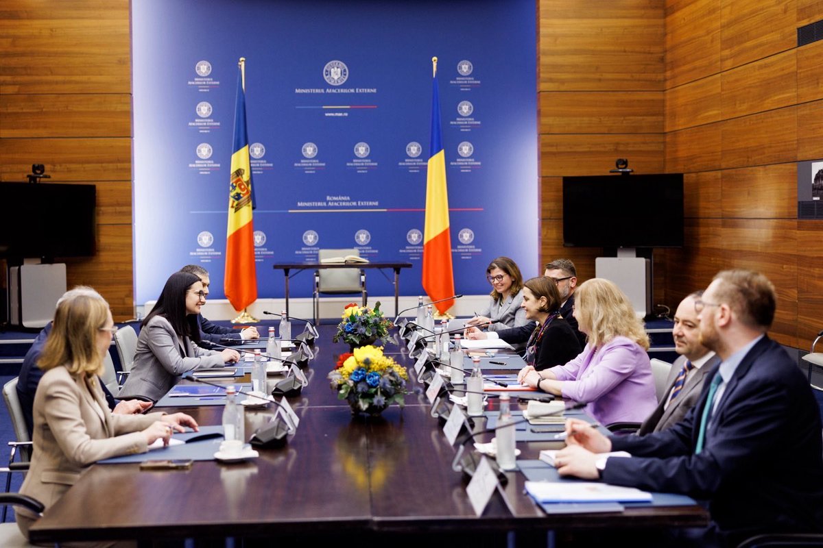 RRInternational's tweet photo. Susţinerea integrării europene a Rep. #Moldova reprezintă un #obiectiv ferm asumat de către Guvernul României în baza Parteneriatului strategic pentru Integrarea Europeană a Republicii Moldova, a afirmat ministrul Afacerilor Externe, @Odobes1Luminita. (1/2) https://t.co/OHc4lJU9aL