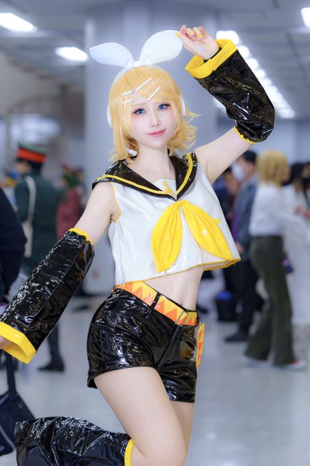 Twitterのコスプレ画像10