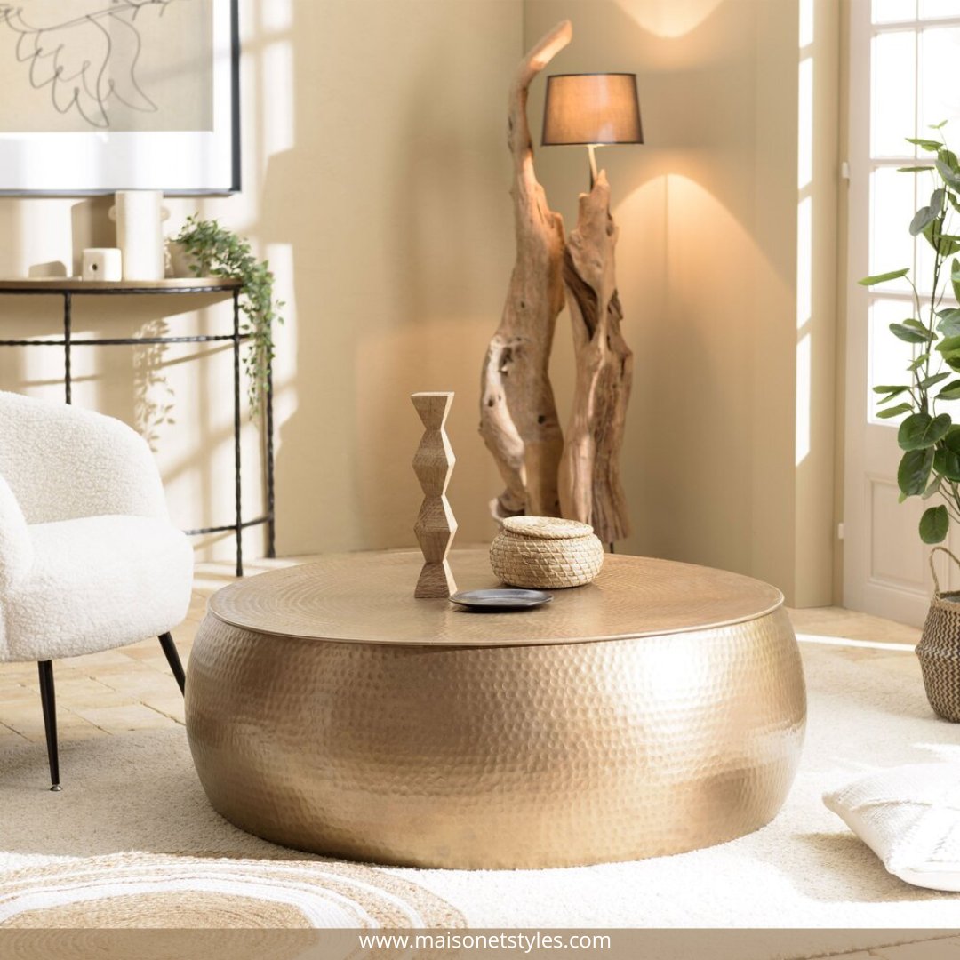 MaisonetStyles's tweet image. Que pensez-vous de cette jolie table basse pour apporter une touche doré haut de gamme à votre espace café ? ☕

#maisonetstyles #salon #tablebasse #homedesign #deco #decoaddict
