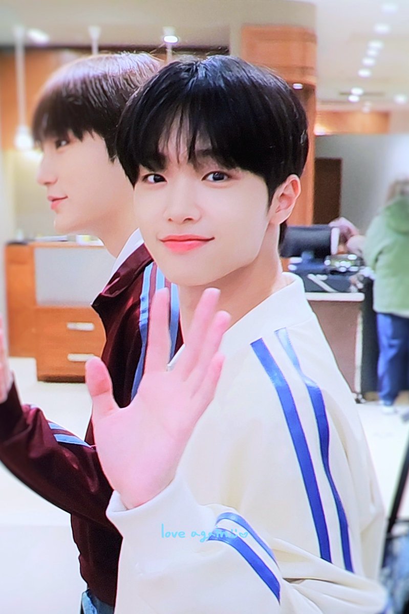 240213 有楽町マルイ POP UP pre

<a href="/members_MIRAE/">미래소년 (MIRAE)</a>
#미래소년 #손동표 #동표
#동표의하트는빛이난다💖