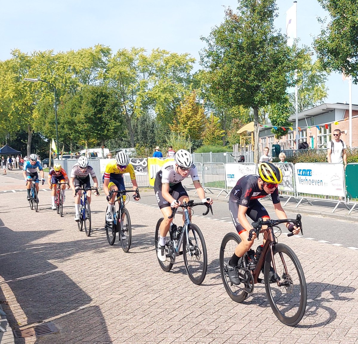 @RondevanHank tweet media