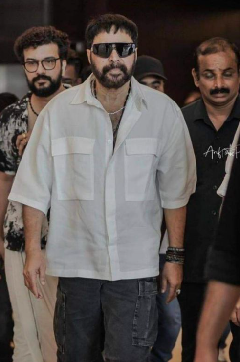 CharlieD2255's tweet photo. സാറേ ജോർജേ.... മരിപ്പിനുള്ള വടയും ചായയും ഞാൻ തരുന്നുണ്ട് ഇപ്പോഴല്ല പിന്നെ 👌👌🙏🙏
#Bilal #Bigb2 #Mammootty
#Bramayugam #BramayugamFromFeb15 https://t.co/ToOhdletCn