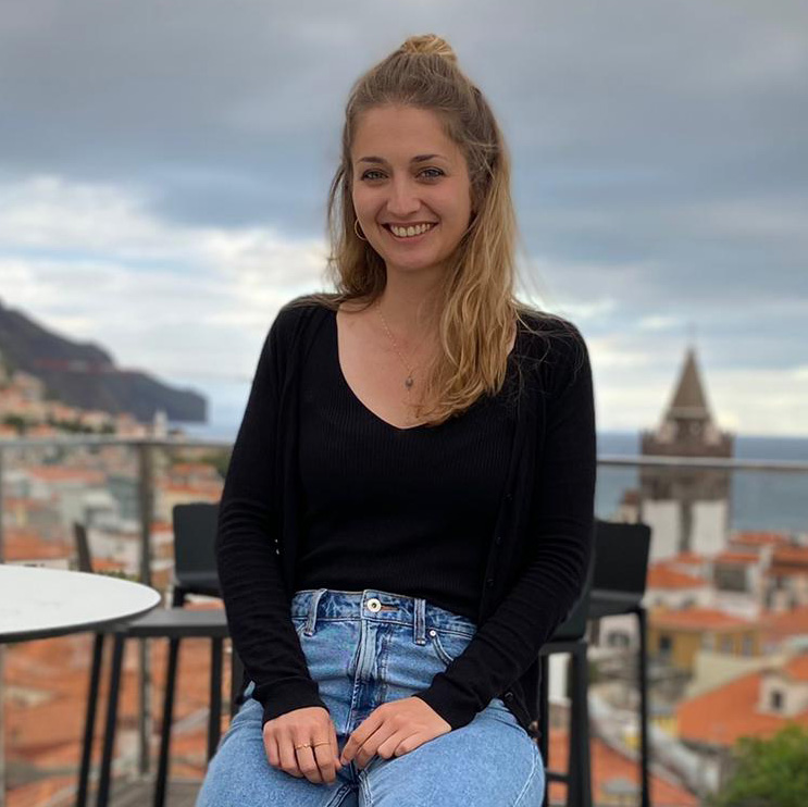 eyevipcloud's tweet photo. Hoi Sabrina👋
Im Januar hat Sabrina bei uns als Customer Happiness Managerin gestartet.

Lerne Sabrina in ihrem Blog-Beitrag kennen und erfahre gleichzeitig, wo es den schönsten Sonnenuntergang der Schweiz zu bestaunen gibt 🌅.
https://t.co/0985UtG5tf

#team #welcome #eyevip https://t.co/DWbeXlegiS