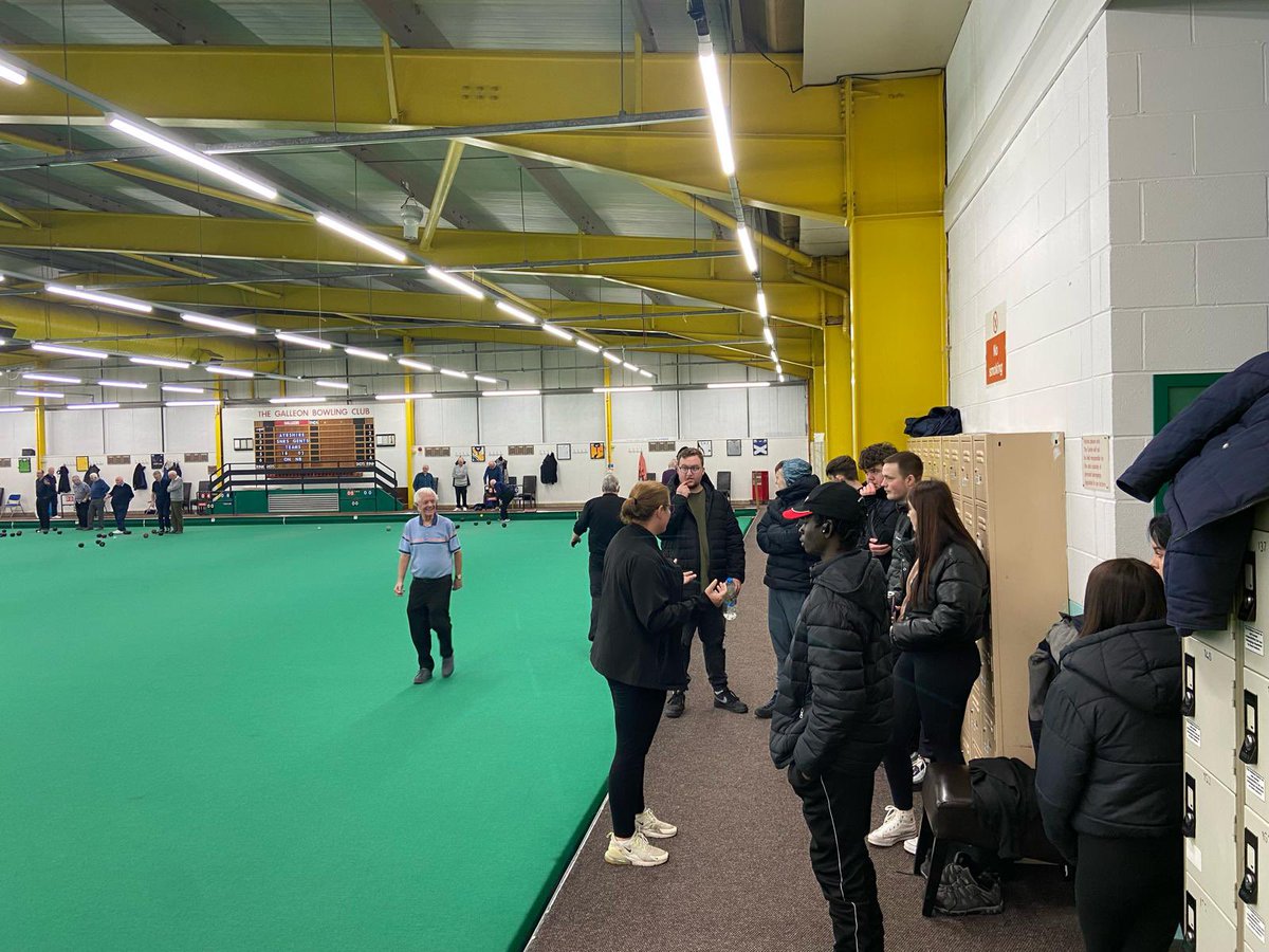 SL33EAC's tweet photo. Thanks to Kate from the Galleon Centre in Kilmarnock for showing our young people around the leisure centre. It gave the young people an idea of the wide range of jobs available & their roles within the sport & leisure industry #workplacevisit #GalleonCentre #Sports #SL33 https://t.co/RumCvTcNaV
