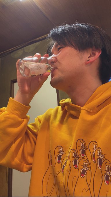 今日行った居酒屋最高だったわ🍺 隣のおじさんとたくさん話せた！ https://t.co/fEMCNsKALT