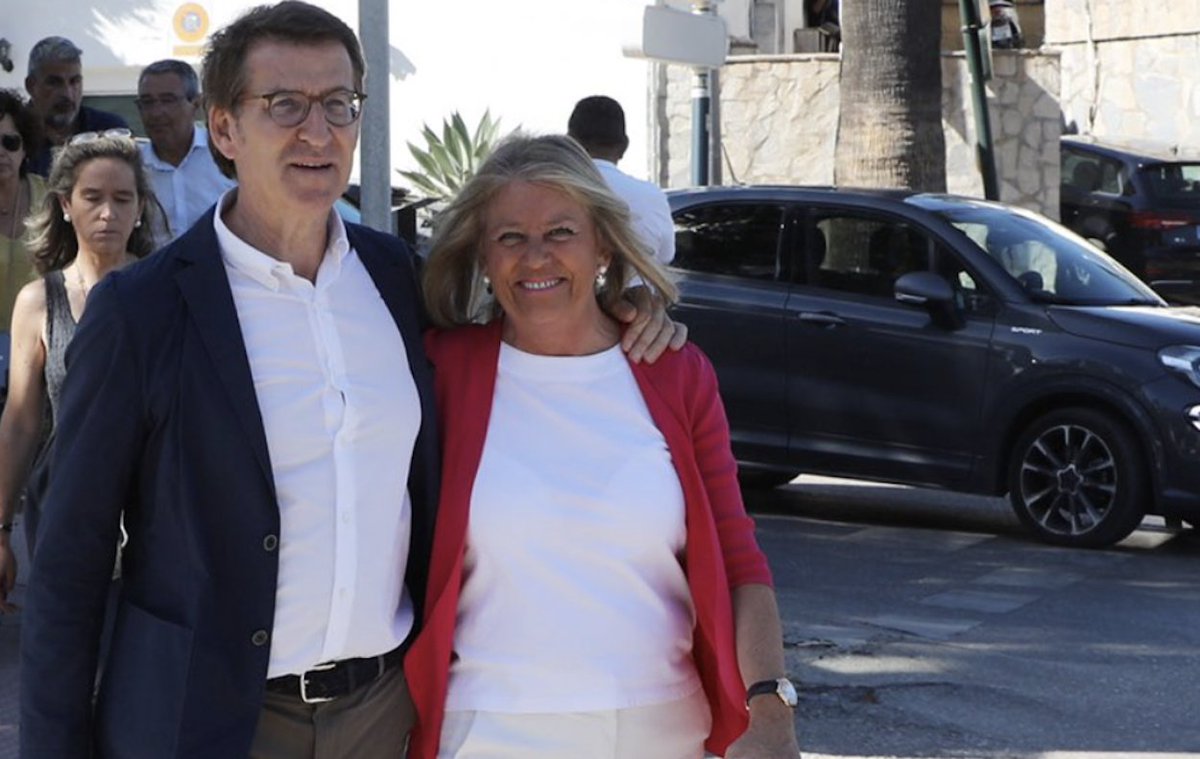 FonsiLoaiza's tweet photo. Se llama Ángeles Muñoz, la 'Titi' para los narcos en Puerto Banús. Es la alcaldesa del PP en Marbella y tiene un patrimonio de 15M€. Su hijastro ha sido procesado como capo del narcotráfico en la Costa del Sol. Hoy ha pedido más medios para luchar contra la droga. Hipocresía. https://t.co/mZ1ZpnfeOB