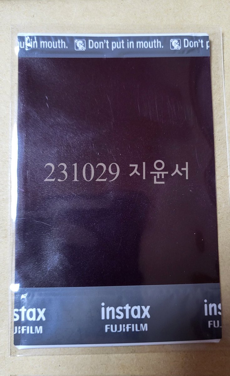 231029 지윤서 폴라로이드 9에 양도합니다  

포즈: 브이하고 있어요! 다른버전 
윤서 폴라로이드로 교환가능합니다⭕
문의 편하게 주세요!☺

open.kakao.com/o/sOVkW3Rf

케이타 박한빈 이정현 유승언 지윤서 문정현 박지후 보이즈플래닛 폴라로이드 싸폴 사인폴라 앨범 EVNNE Polaroid #이븐