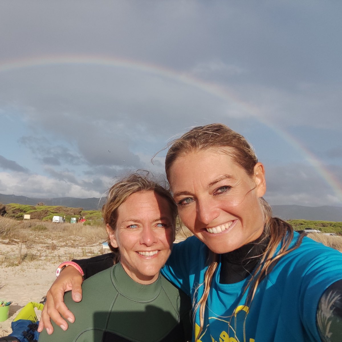 FyMTarifa's tweet photo. Winter is still in Tarifa, so get our winter guide now and for free! Link in our linktree!

📸 @all.islife

#tarifa #winter #kitesurfing #kitesurfschool #kitelessons #kiteschoolintarifa #escueladekiteentarifa https://t.co/4p4NNgkWgH
