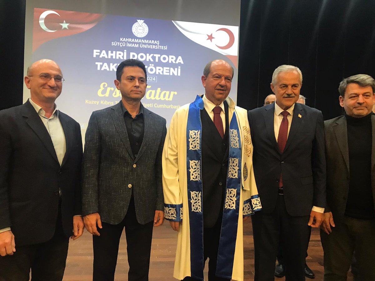 Kuzey Kıbrıs Türk Cumhuriyeti Cumhurbaşkanı Ersin TATAR Bey’e Kahramanmaraş'ta düzenlenen Fahri Doktora Takdim Töreninde, kendileri ve KKTC Tatlısu Belediye Başkanı Hayri ORÇAN Bey ile  yeniden bir araya geldik.