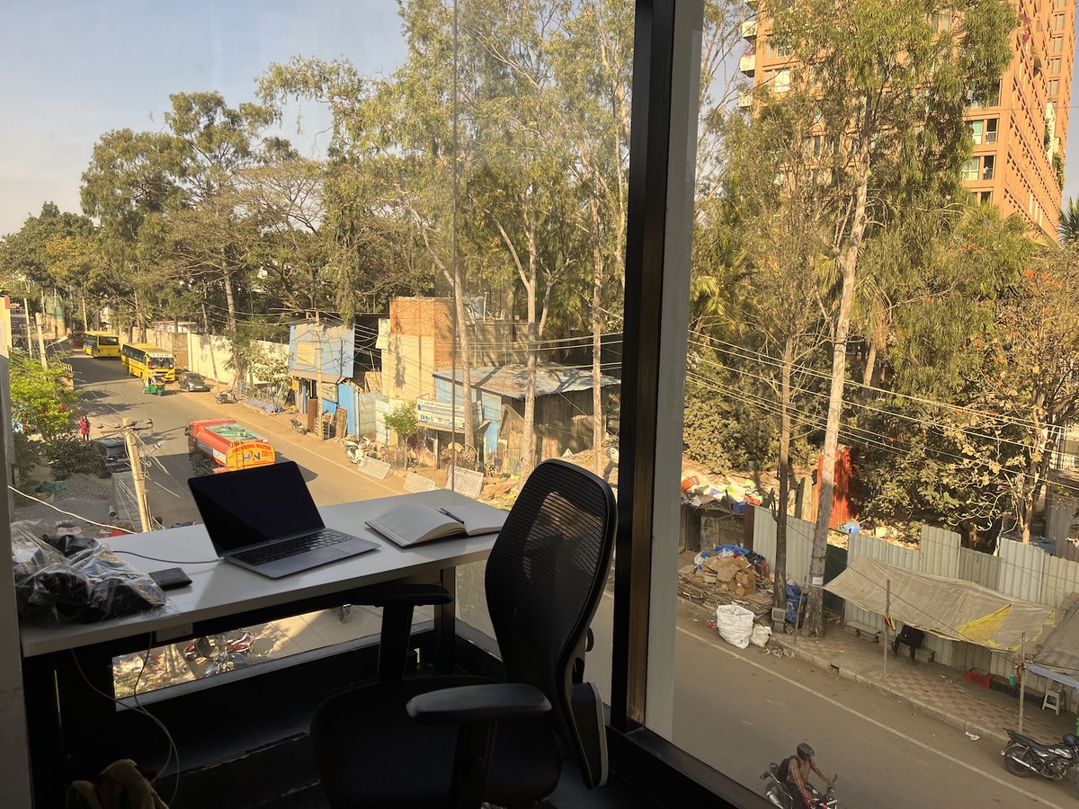 Manav Rathi tweet media