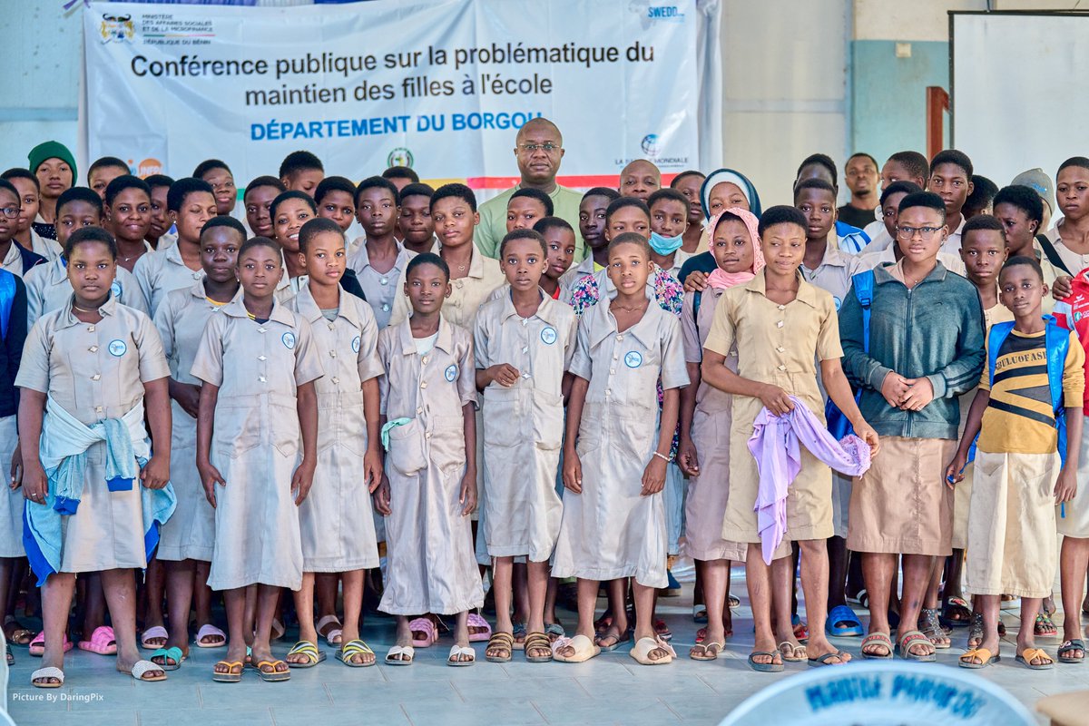 sweddbj's tweet photo. #sweddbj
Les chefs-lieux des 12 départements du Bénin ont accueilli les séances d'animation de conférence publique sur la problématique du maintien des filles à l'école
Cc @unfpa_benin @UNFPA_WCARO @BM_Afrique https://t.co/38yU9OtE3o