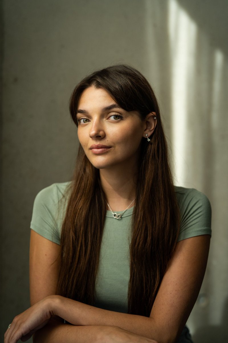 My lovely agency is closing which means i am now #seekingrepresentation 

Cambridge/London based Actor with love for Comedy , Drama and Immersive theatre 🫶🏼 

app.spotlight.com/0458-0163-9908
Take a lil look and help a girl out 😇