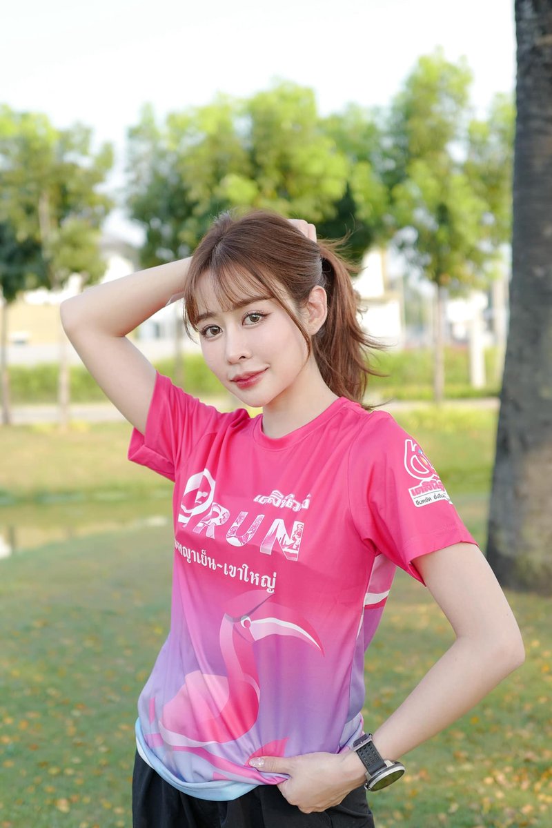 DailynewsTwit's tweet photo. อย่าลืมมาเจอกัน!
นัตตี้-พลอยชมพู เจ้าของช่องชื่อดัง #Nuttyploy ชวนทุกคน���าร่วมวิ่งบนเส้นทางสุดExclusive! วิ่งครั้งประวัติศาสตร์ #DRunForLife2024 ดงพญาเย็น-เขาใหญ่ ตามเส้นทางส่องสัตว์และทัศนียภาพสุดสวยงามผืนป่ามรดกโลก
🏃♂️สนใจสมัครได้ที่ https://t.co/MqBFMk0JJm
#เดลินิวส์ https://t.co/UE7roucudp