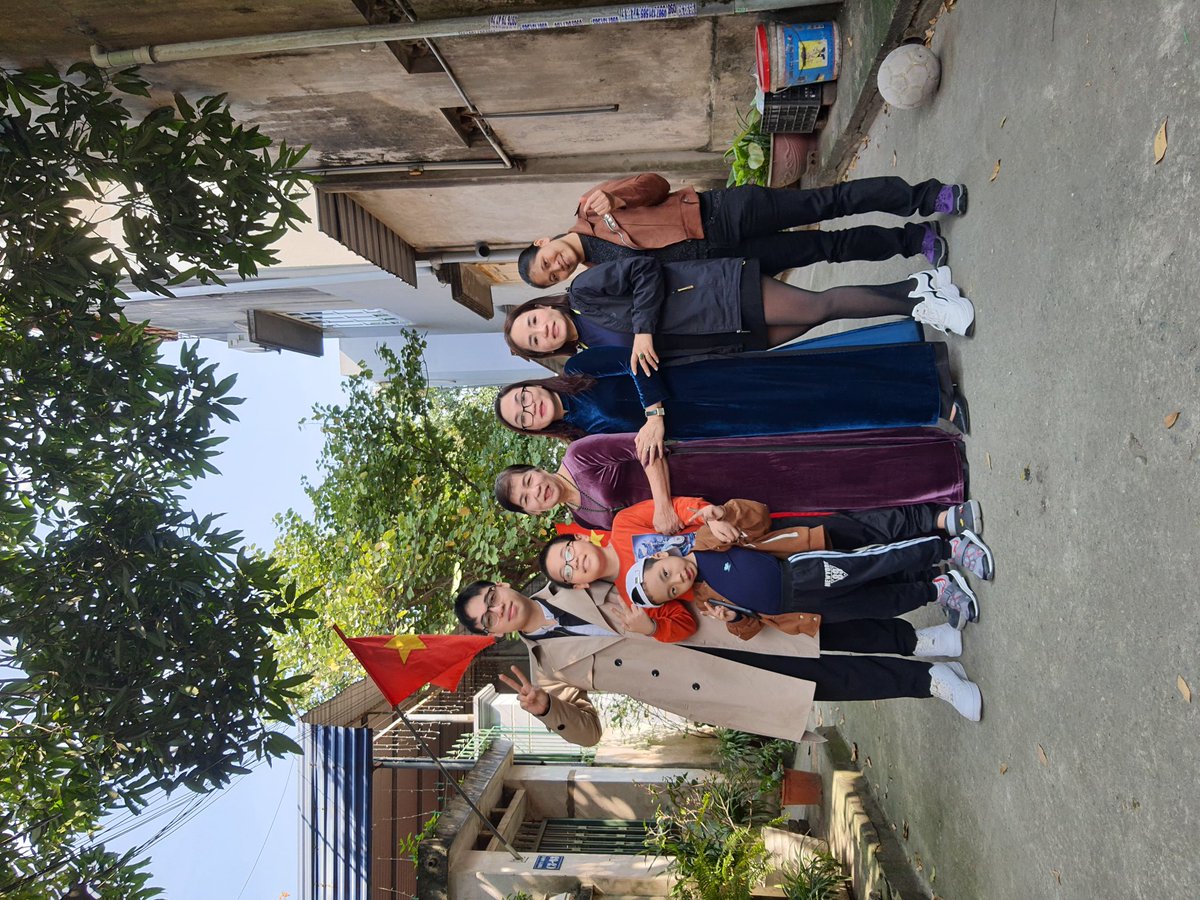 hawon2002's tweet photo. Tết https://t.co/RsGoVCkxcH