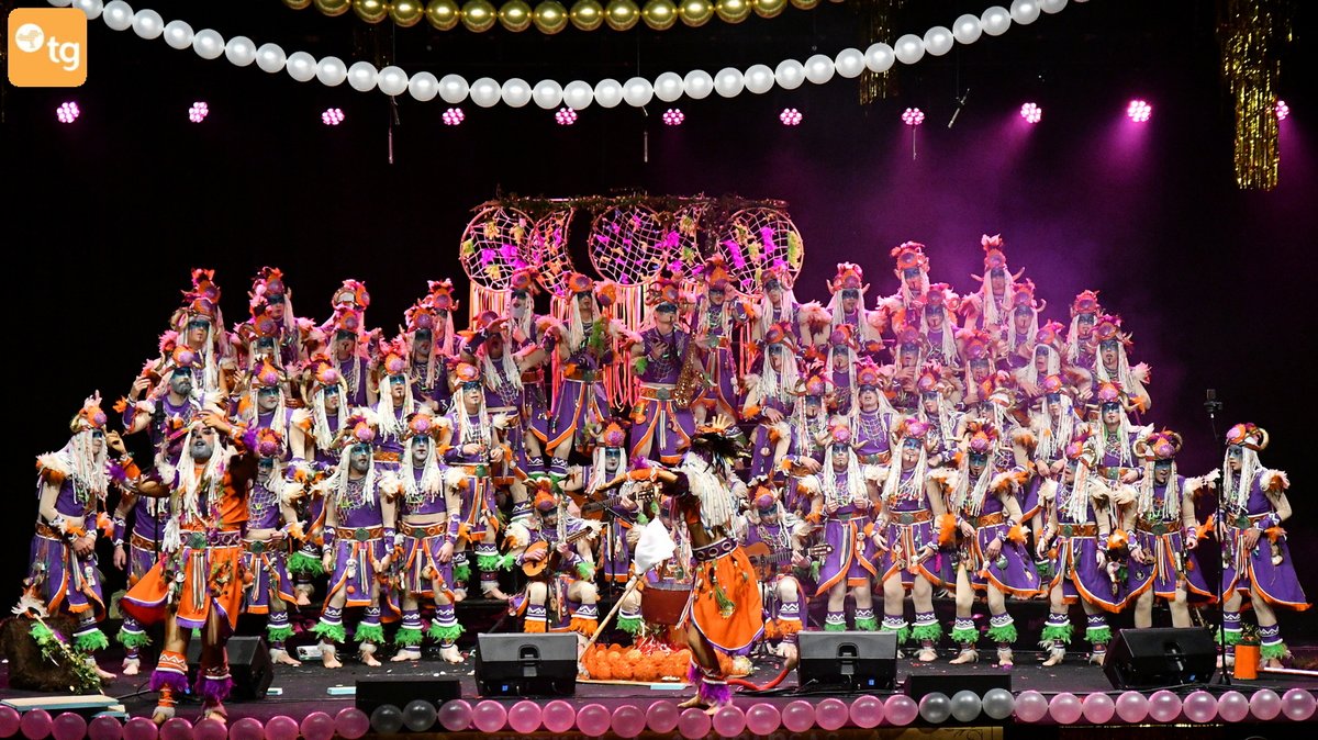 Turismo_Grove's tweet photo. 🎭 ¡Hoy es martes de carnaval y llega el turno de la #GranMarchadoEntroidoMeco! Y, por supuesto, una nueva oportunidad para escuchar a las comparsas de #OGrove 🔝 #EntroidodoGrove
📸 Ramón Álvarez García con @Todogrove https://t.co/tgGEP8zbZZ