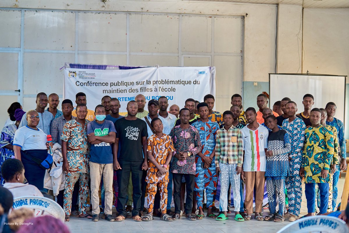 sweddbj's tweet photo. #sweddbj
Les mesures d'accompagnement ont été rappelées. Les facteurs freins au maintien des filles à l'école ont été évoqués. Les conseils ont été donnés aux apprenantes et les recommandations à l'endroit des parents
Cc @UNFPA_WCARO @BM_Afrique https://t.co/2j9rTm22dE