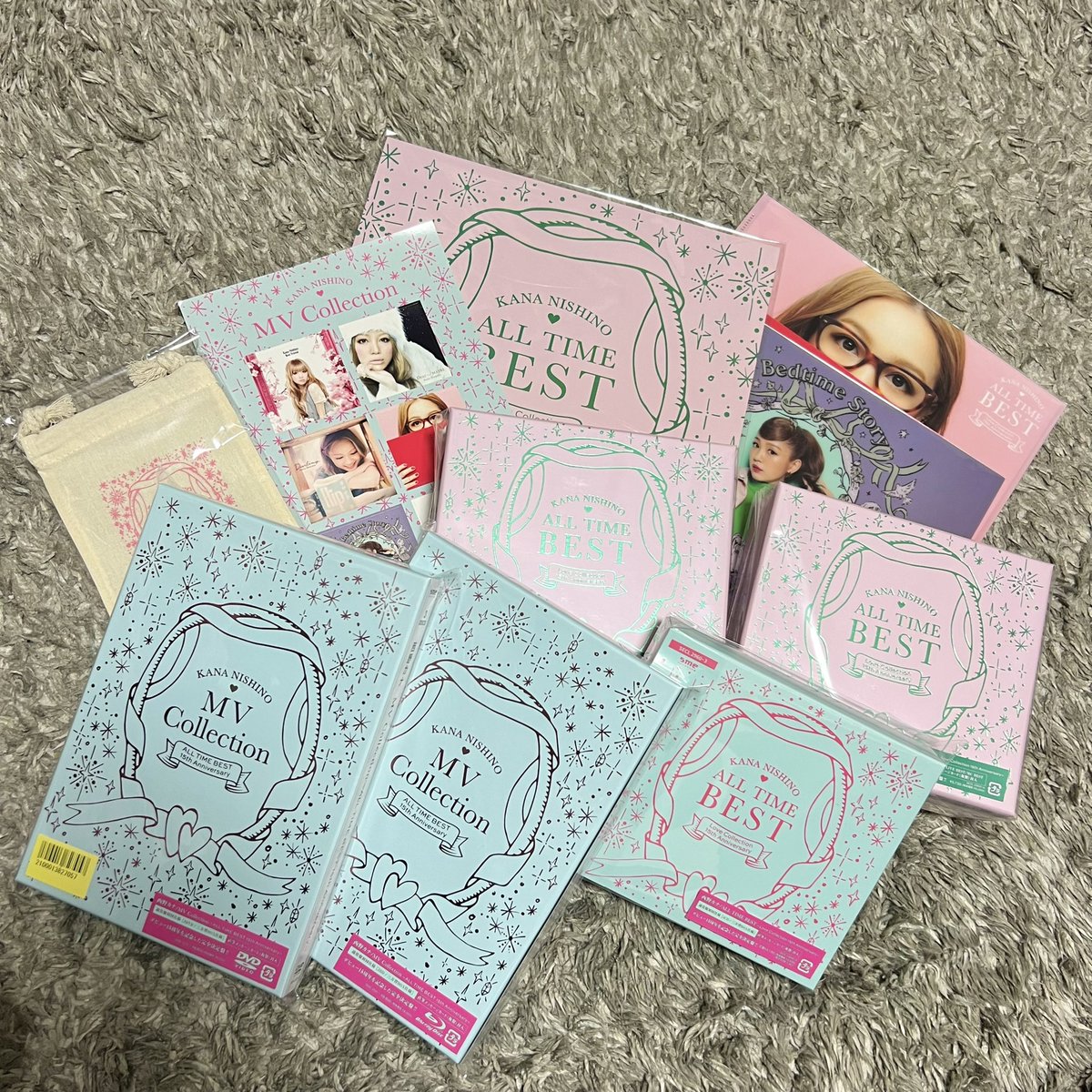 kanayankyo0318's tweet image. フラゲ👸🏼🤍
久しぶりのこのワクワク感！！
幸せをありがとうカナやん😭😭

#西野カナ15周年
#ALLTIMEBEST 
#MVCollection