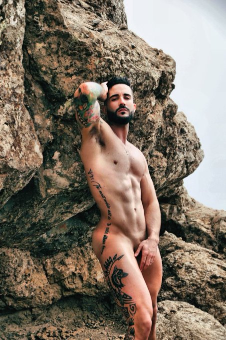 Hora del calor!   https://t.co/B5tamfbx0G https://t.co/e3YPwsSCZW