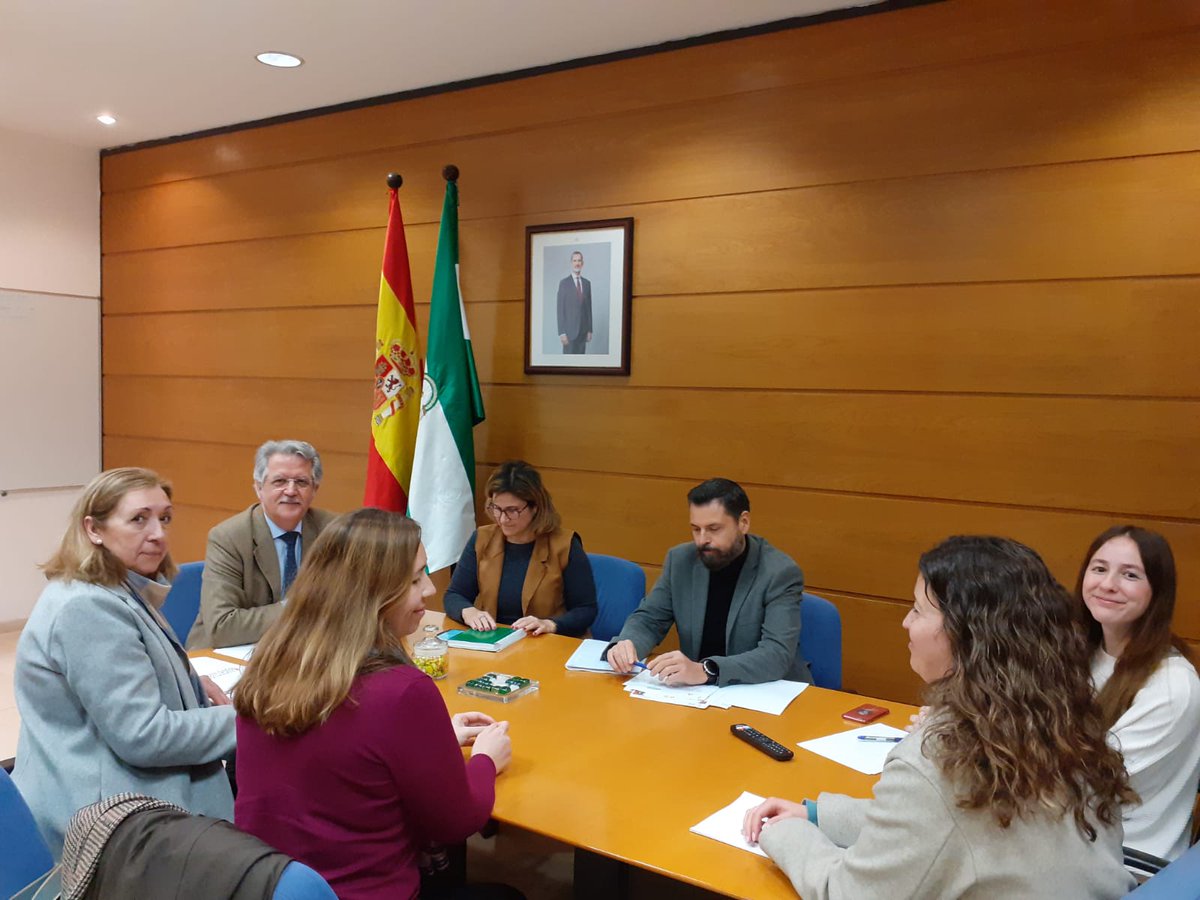 Hoy nos hemos reunido con la Federación Andaluza de familiares de enfermos de Parkinson <a href="/fandepandalucia/">Federación Andaluza de Parkinson (FANDEP)</a>