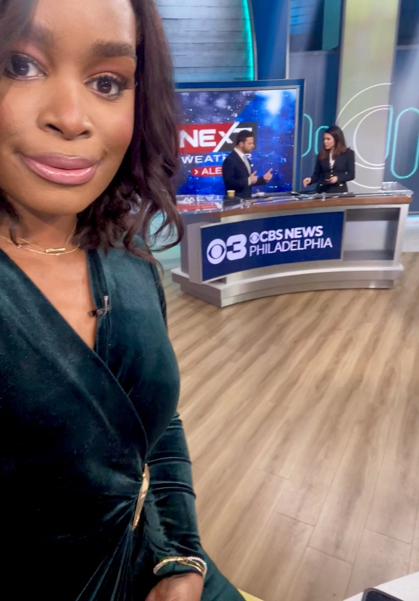 Our Next Weather Team hard at work❄️🌨️❄️
Haven’t been on here as much. Find me at  instagram.com/janelleburrell !!