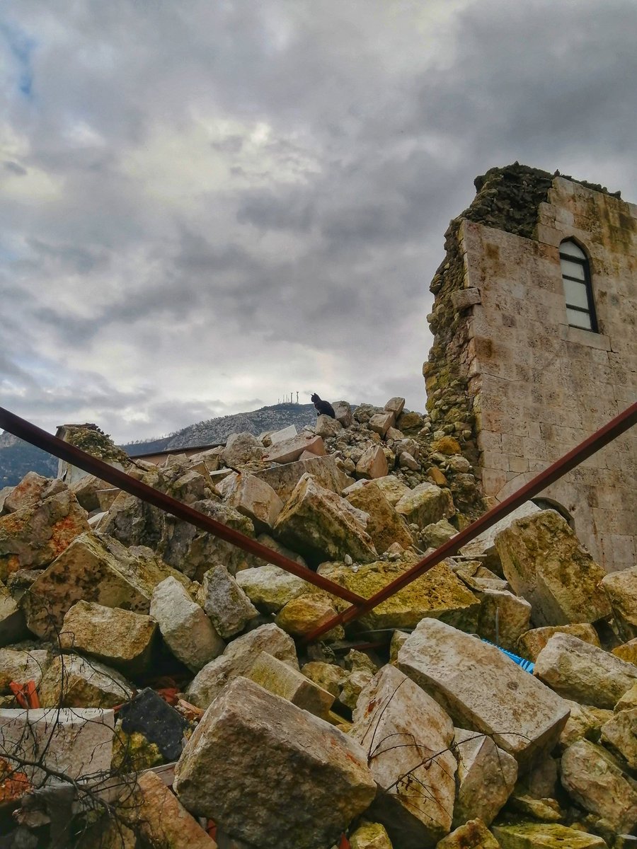 AntakyaLive's tweet photo. Antakya Yeni Camii
Bi şehrin tüm ibadethaneleri yok olur mu?
Oldu.
#hatay #antakya #AntakyaCity https://t.co/YxRM2WIQFv