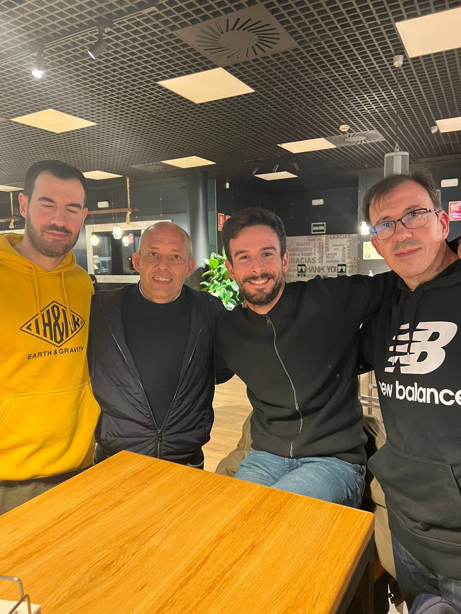 Contra_pared tweet media