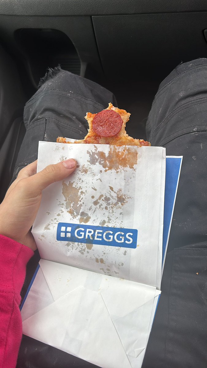 FB_villa's tweet photo. Set myself up for a world class bite https://t.co/iEvrgewKd4