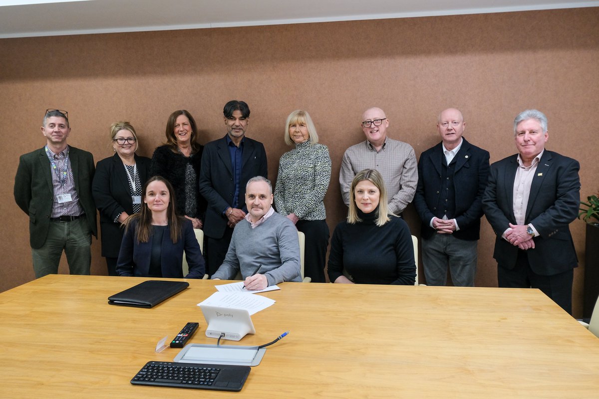 CommunityHsg_NW's tweet photo. We have worked with @BrabnersLLP on a legal services agreement, meaning our members can access high-quality legal advice at a more accessible and affordable rate than ever before.

Find out more here: https://t.co/E3M90YOlkA https://t.co/j6qNn0ekqf