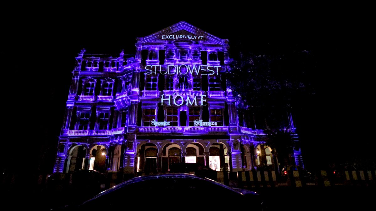 fltngcnvsco's tweet photo. When Westside offered us the opportunity to mount a projection mapping experience at their iconic flagship store at Kala Ghoda, Mumbai, we just couldn't contain our excitement. 

Here are some glimpses! :) https://t.co/20wjI6offw