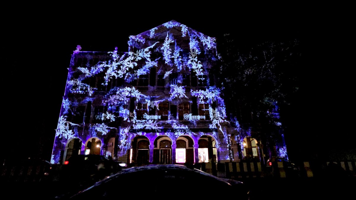 fltngcnvsco's tweet photo. The Army and Navy Building that houses the Westside store is one of the most prominent facades in the city. It was an amazing opportunity for us - and also a long-cherished dream - to put on a great show there. https://t.co/jg7Zug9dnf