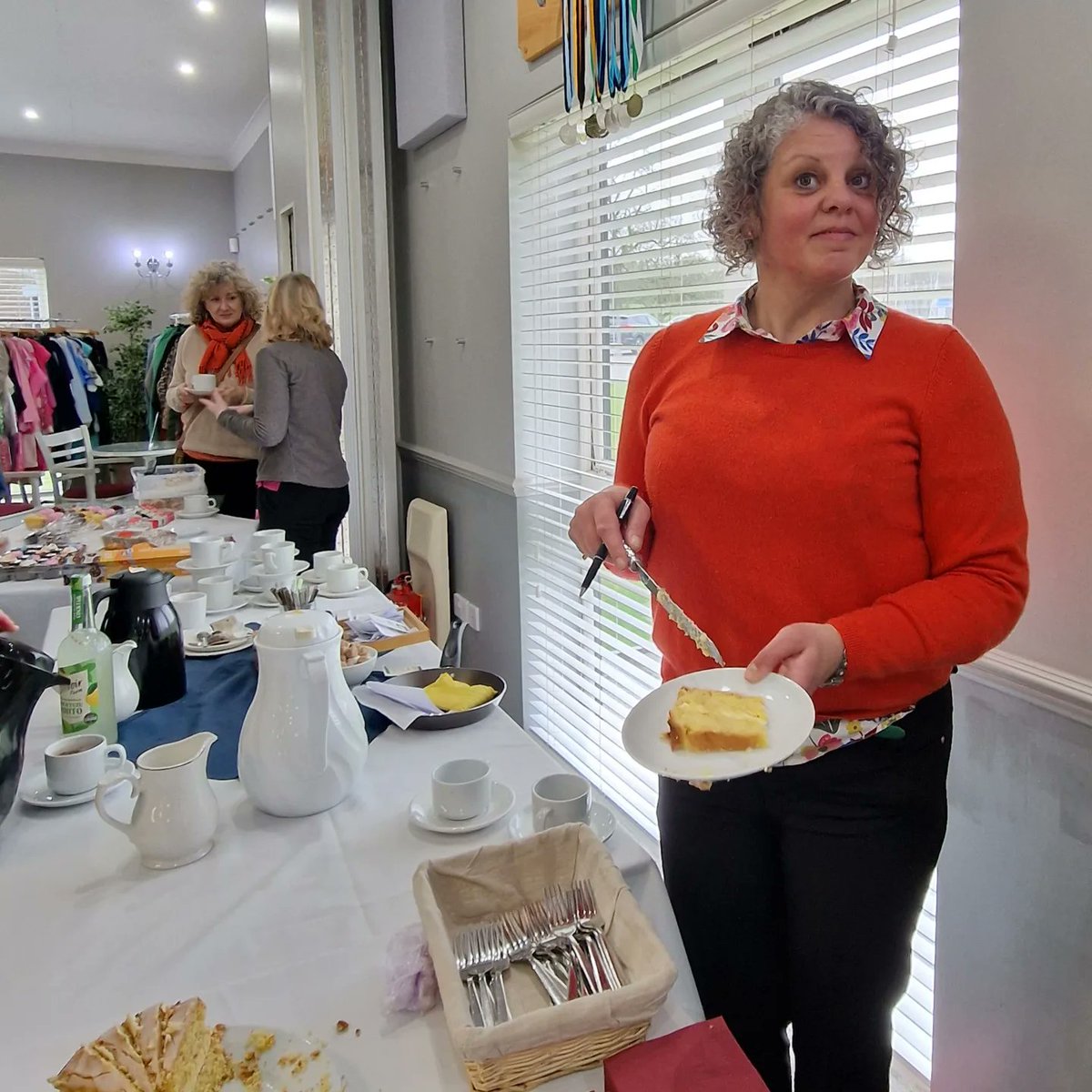 bedfordshiregc's tweet image. Ladies&apos; Captain&apos;s Fundraising Coffee Morning ☕️🧁
A fantastic turnout for a great cause - all proceeds split between Bedford MS Therapy Centre &amp;amp; BGCLS.
#Fundraising #bedfordmscentre #MStherapy #Bedfordshire #charity #community #coffeemorning #golfclubfundraiser #golf #Englandgolf