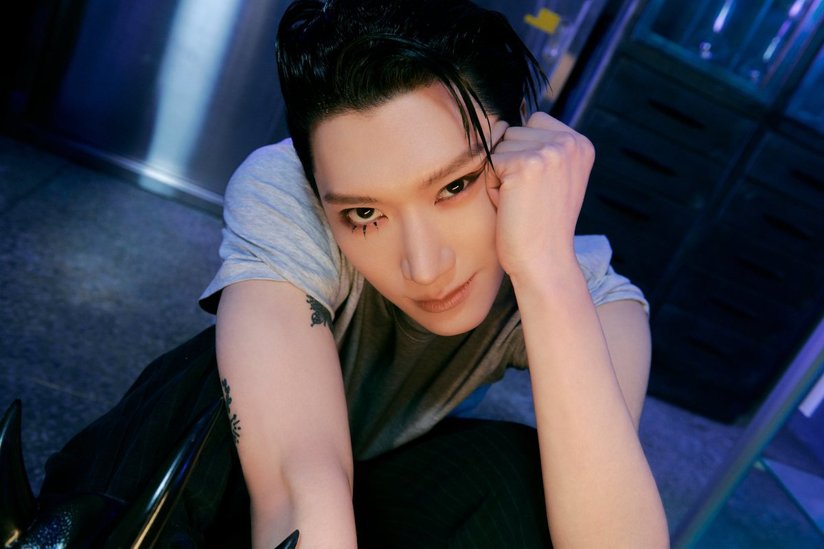 TenBrazil's tweet image. 🚨 TEN 텐 'Nightwalker' MV

youtu.be/ri6FaIavnWA

#TEN #李永钦 #텐 #Nightwalker
#NCT #WayV #威神V
#TEN_Nightwalker
#TEN_TEN #NCT_TEN_TEN