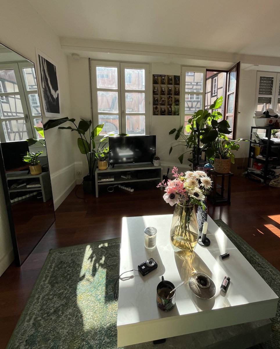 laurdasian's tweet image. je suis trop amoureuse de mon appart srx