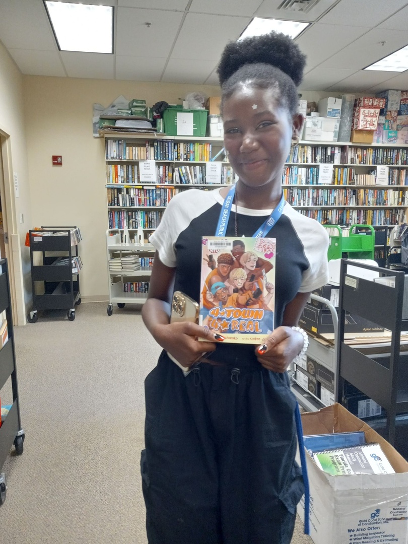 Delray_Library's tweet image. 📸 Recent Teen Programs

Our teens know how to have fun here at the library! 🙌 Coming up soon... Teen Art Studio (Feb. 24), Got Gaming Club (Feb. 24), and so much more! 

Teen Programming ➡️ bit.ly/3OCIZLD